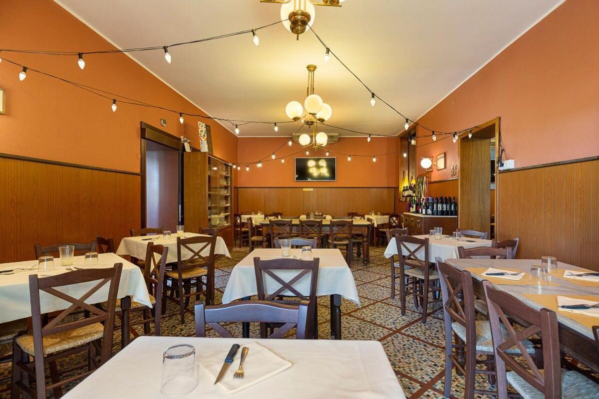 Locanda Da Romano Cadeo Buitenkant foto